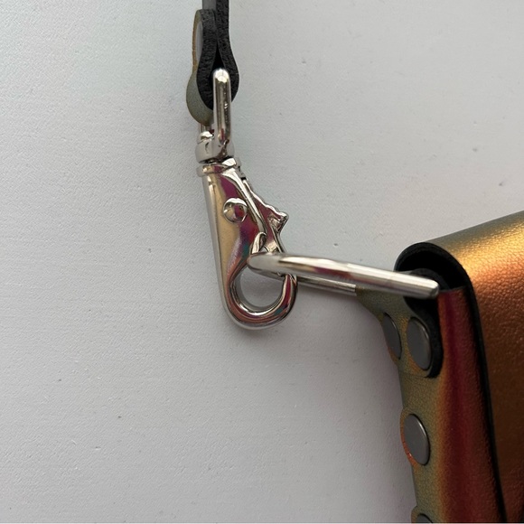 Mohop Arrow Mobile Crossbody Bag - New with tags - Picture 6 of 9